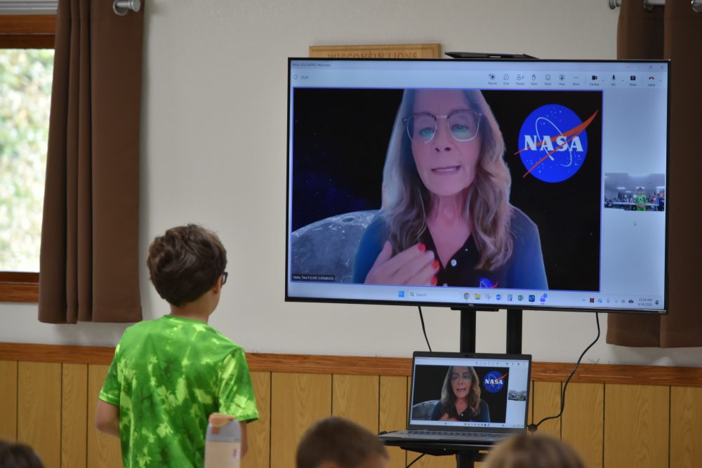 Rosholt Students Begin NASA DISCOVERIES Journey at the Wisconsin Lions Foundation